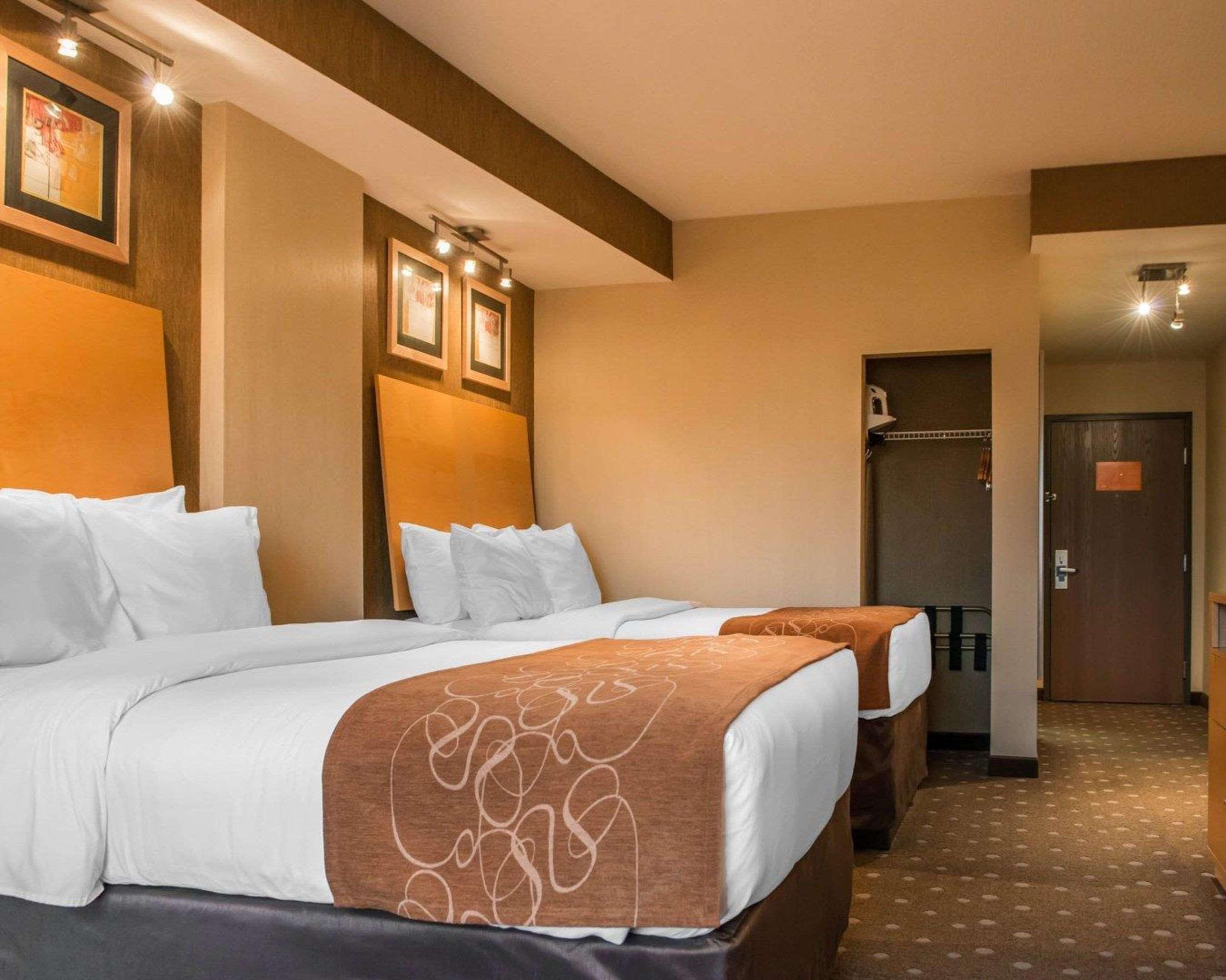 Comfort Suites Монровілл Екстер'єр фото