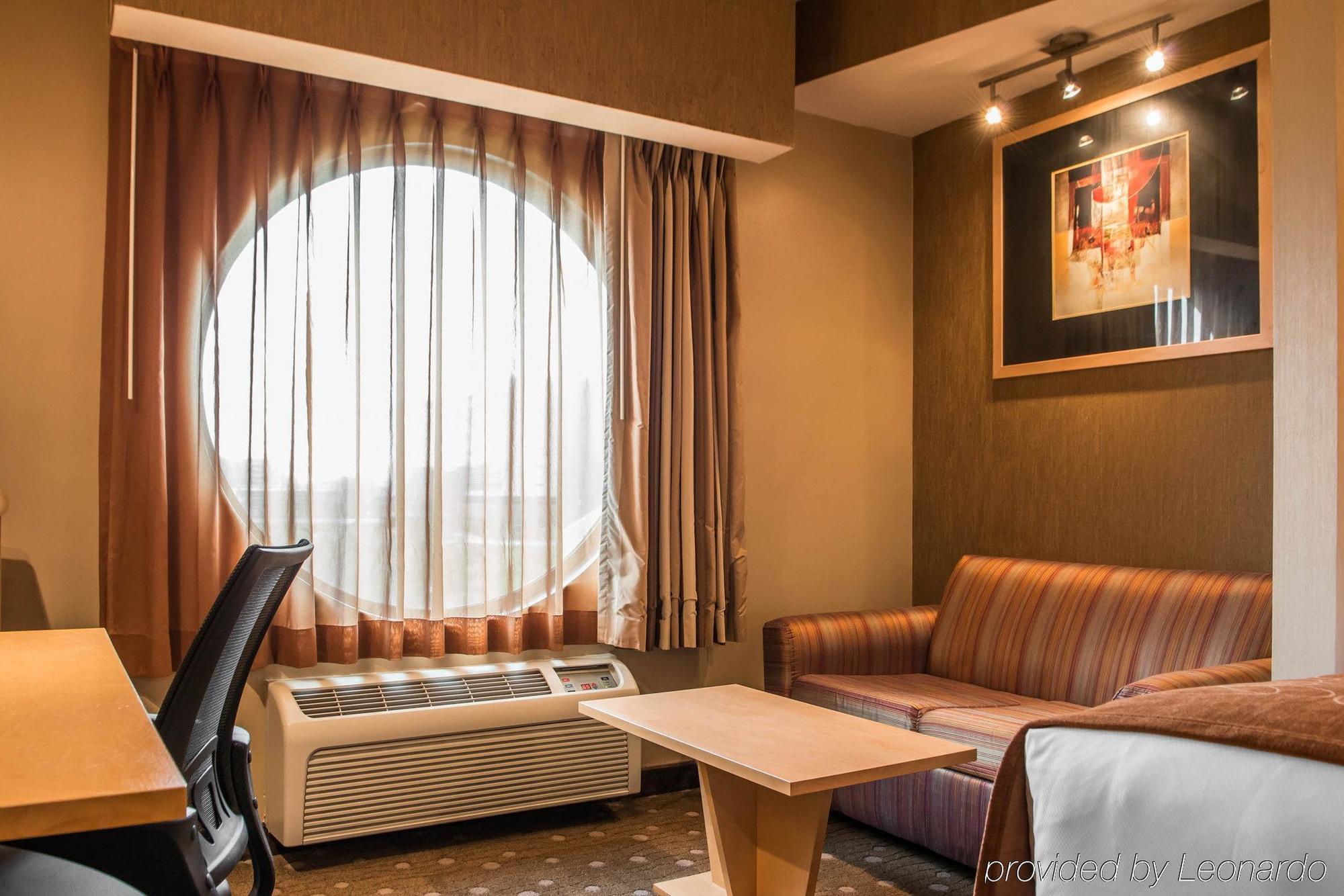 Comfort Suites Монровілл Екстер'єр фото