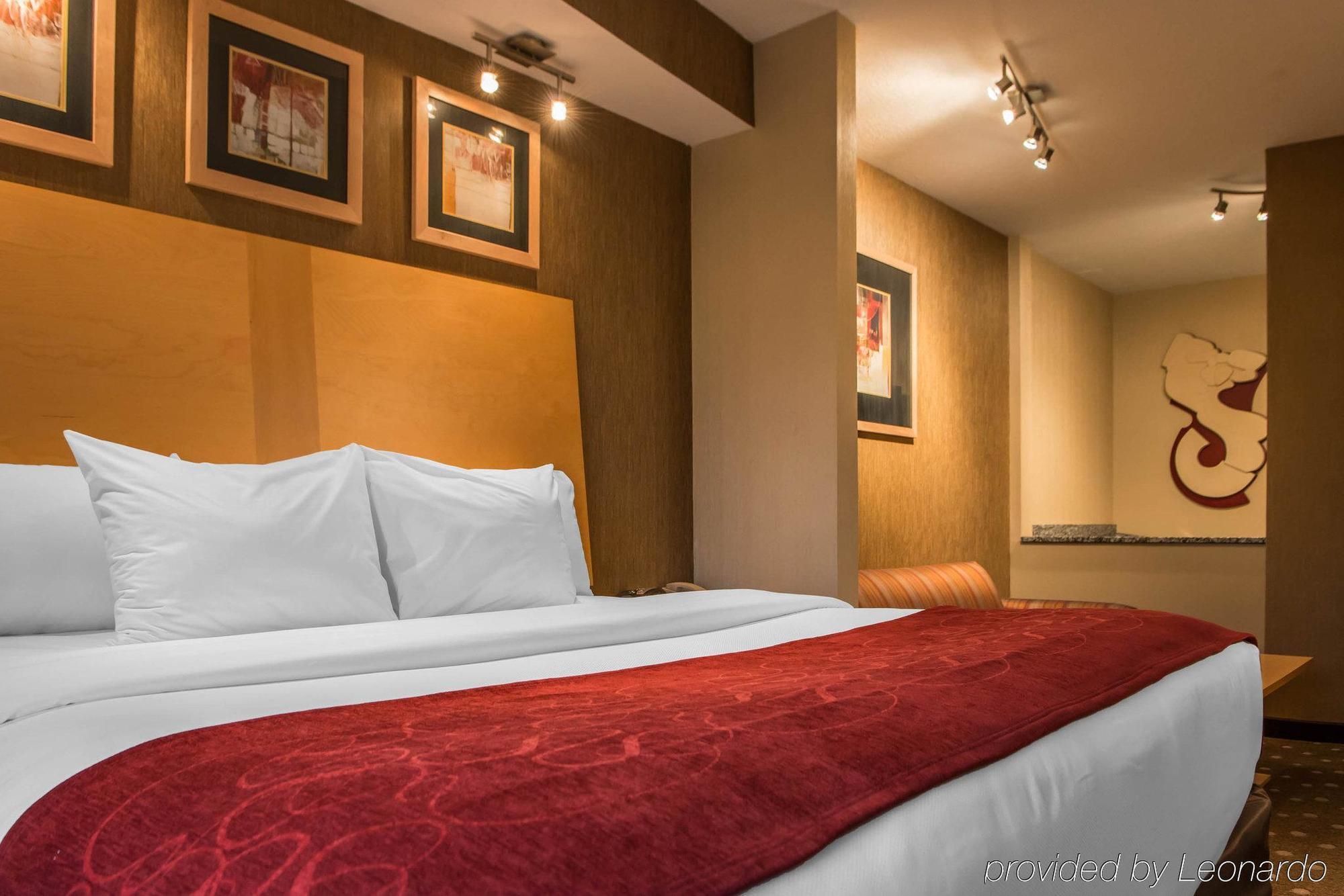 Comfort Suites Монровілл Екстер'єр фото